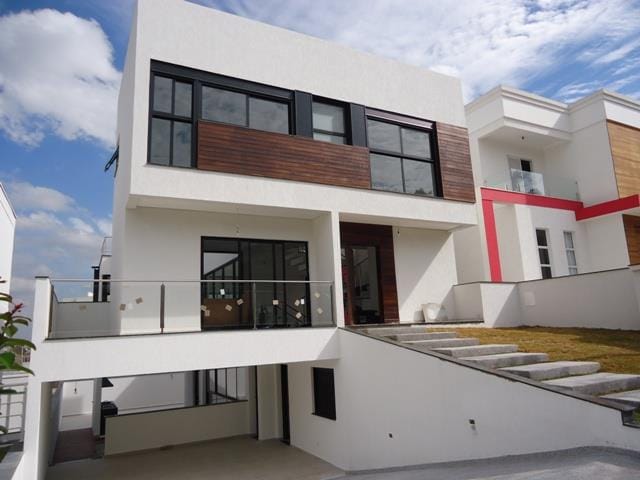 Casa Nova e Moderna Condomínio Arujá 5 — foto 1